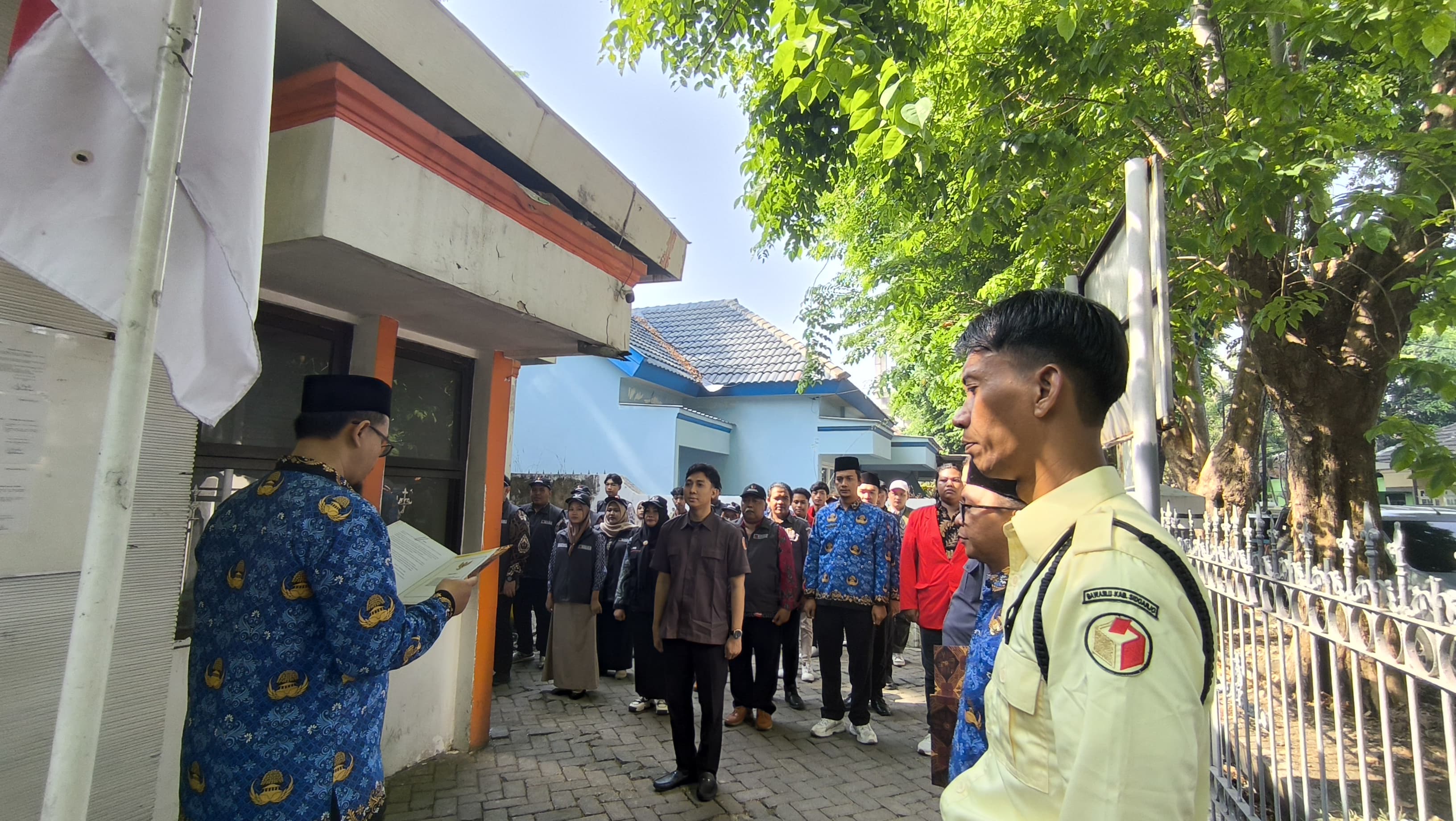 UPACARA HARI KESAKTIAN PANCASILA BAWASLU SIDOARJO 