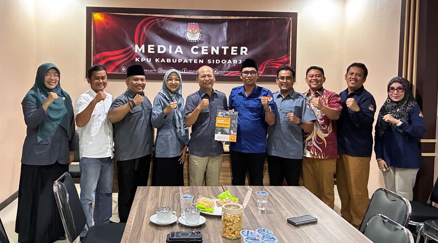 kunjungan ke BKD dan KPU Sidoarjo