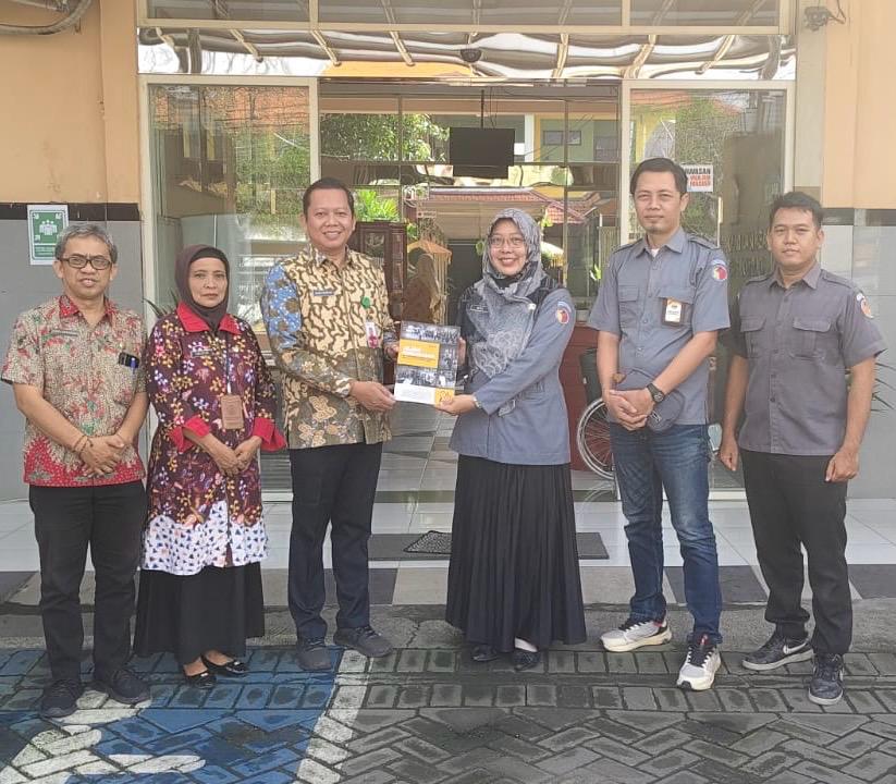 audiensi dengan dinas perpustakaan dan kearsipan sidoarjo