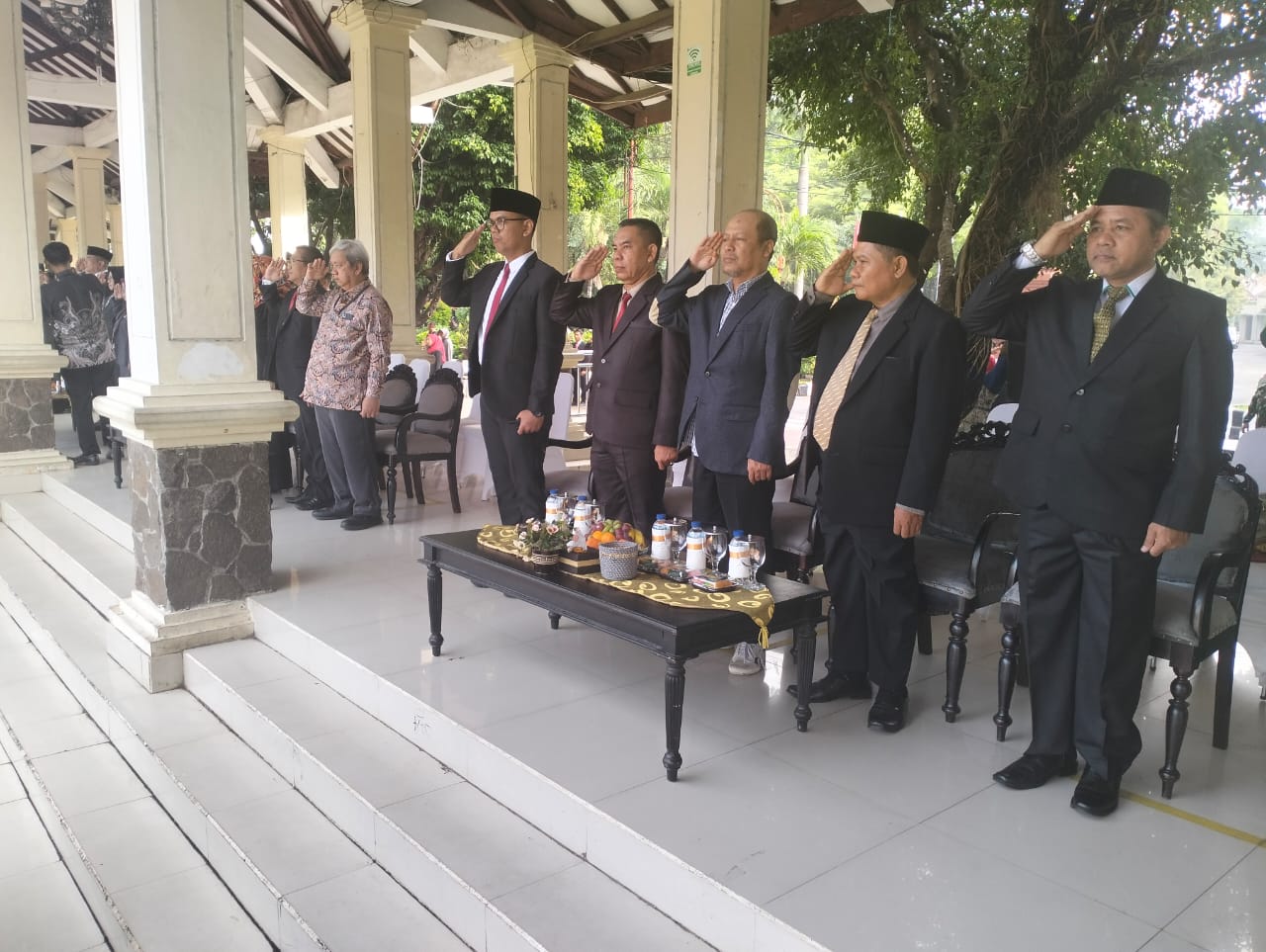 KETUA BAWASLU SIDOARJO DI UPACARA PERINGATAN HARI KEBANGKITAN NASIONAL KE -117 DI ALUN-ALUN SIDOARJO