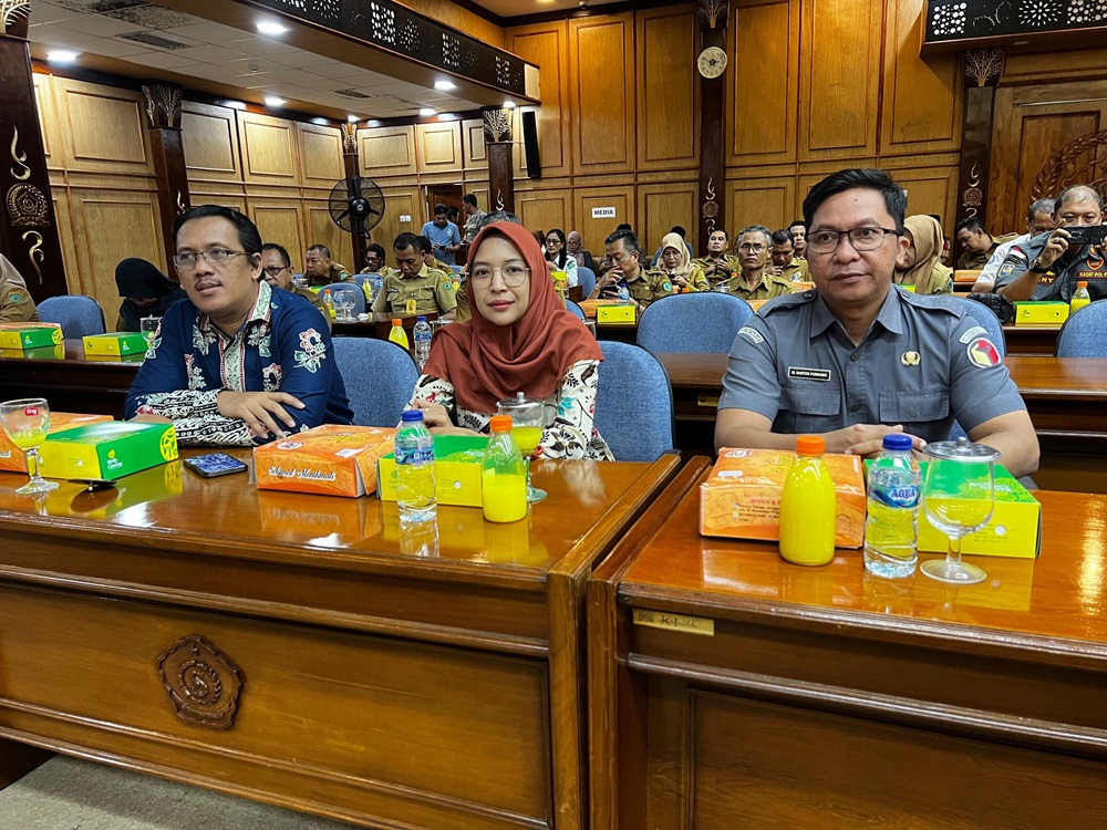 RAPAT PARIPURNA DPRD BAHAS RPJMD