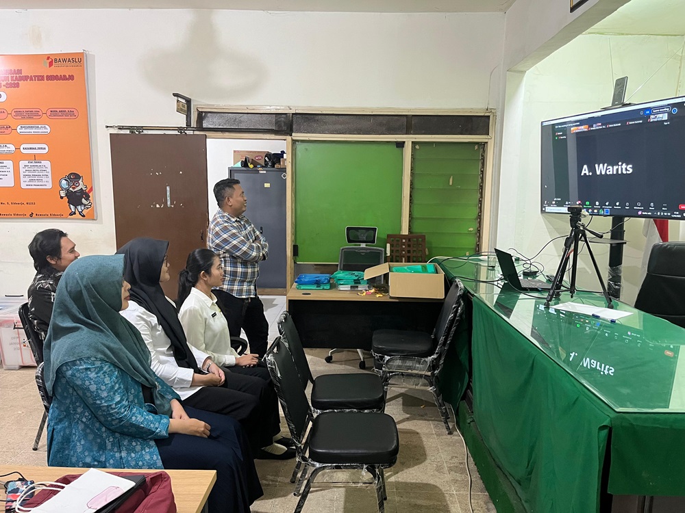 BAWASLU SIDOARJO IKUTI "CANGKRUKAN DEMOKRASI" YANG DISELENGGARAKAN BAWASLU JAWA TIMUR