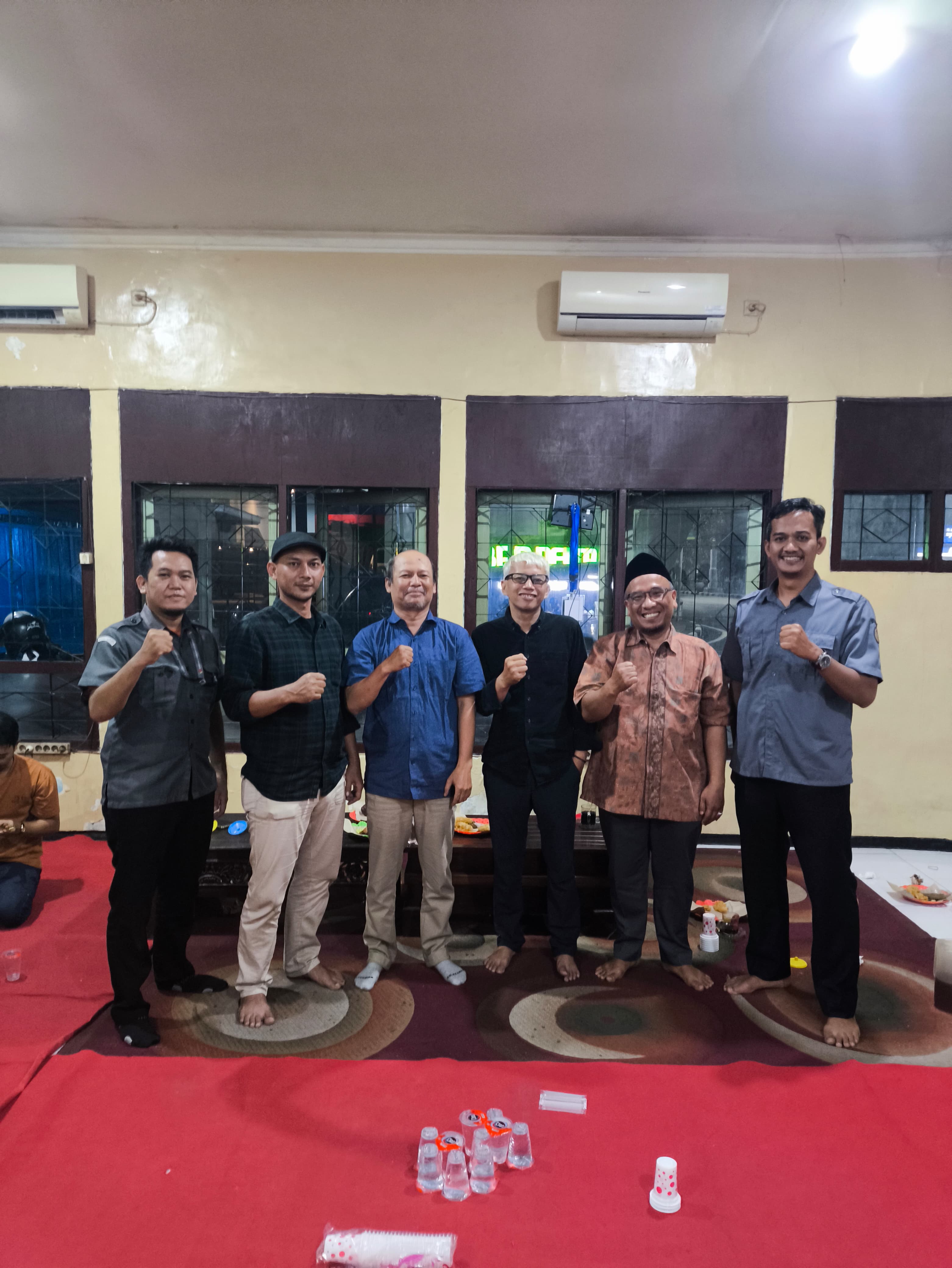 BAWASLU SIDOARJO HADIRI DISKUSI POLITIK DAN HUKUM “DAMPAK PUTUSAN MK: MENATA ULANG DEMOKRASI DAERAH“