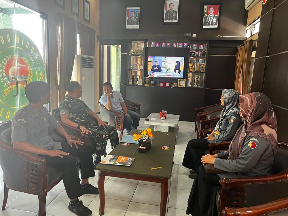 BAWASLU SIDOARJO LAKUKAN KUNJUNGAN KERJA KE KODIM 0816/SIDOARJO TERKAIT PEMUTAKHIRAN DATA PEMILIH 