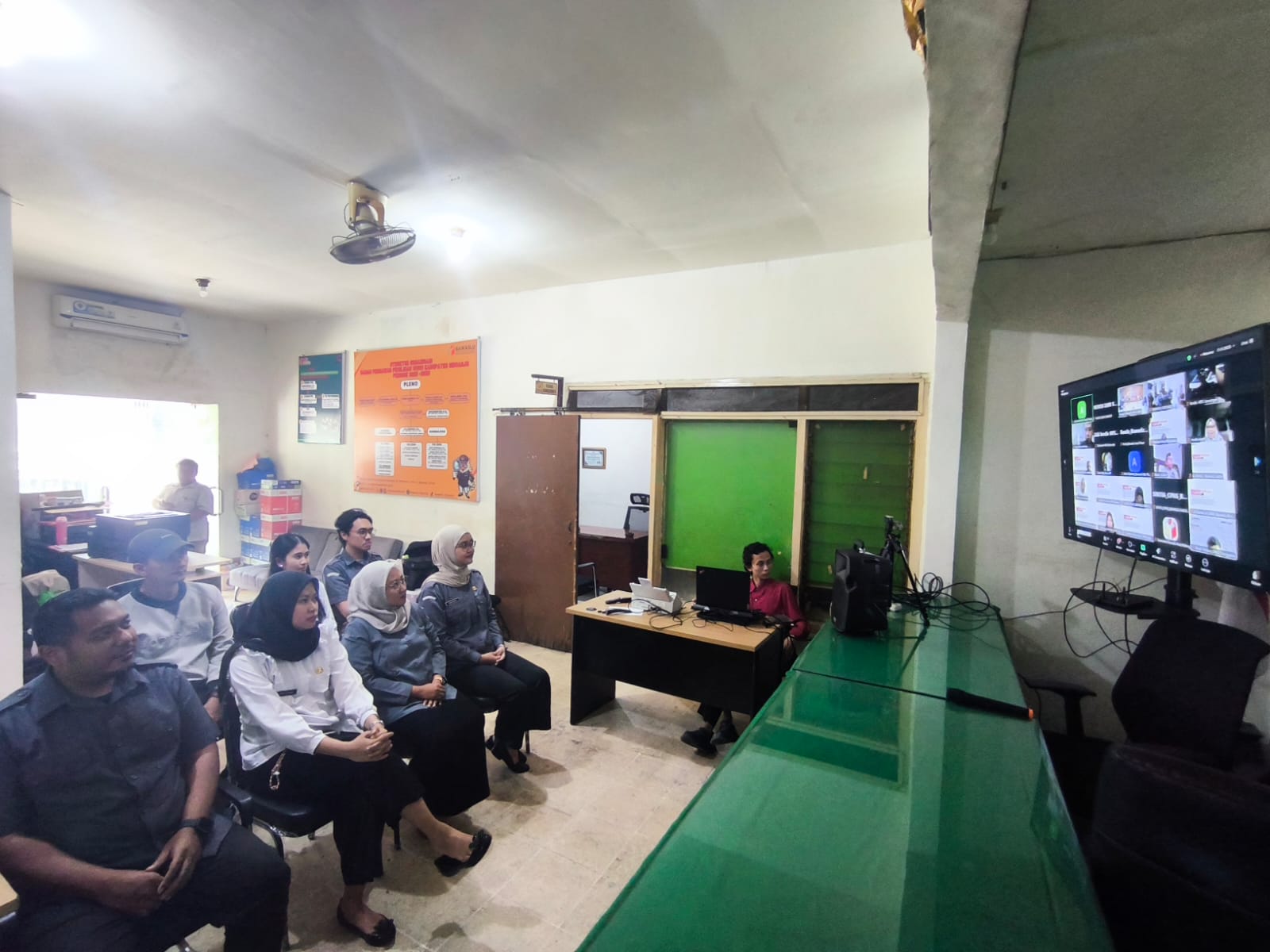 BAWASLU SIDOARJO HADIRI DISKUSI HUKUM PENANGANAN PELANGGARAN TSM DAN POLITIK UANG, STUDI KASUS PILKADA BARITO UTARA 2024