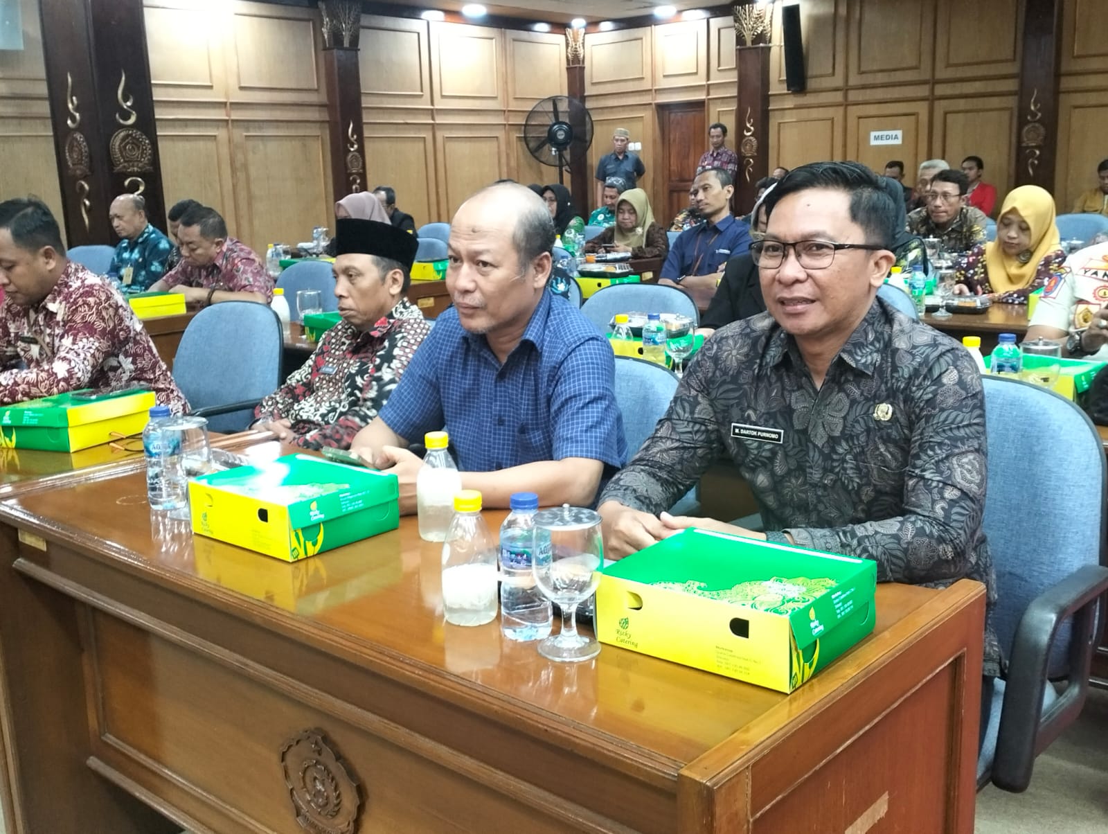 BAWASLU SIDOARJO HADIRI RAPAT PARIPURNA DPRD DENGAN AGENDA PENJELASAN BUPATI ATAS RAPERDA PERUBAHAN APBD 2025 DAN RANCANGAN KUA PPAS 2026