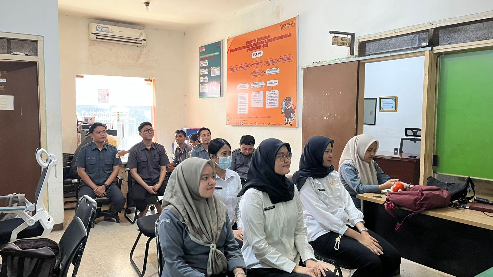 BAWASLU SIDOARJO HADIRI RAPAT PERSIAPAN PELATIHAN DASAR (LATSAR) CPNS DAN ORIENTASI PPPK