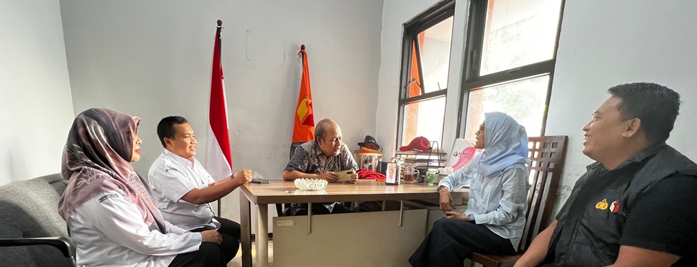 PLENO MINGGUAN BAWASLU SIDOARJO: JALANKAN PROGRAM JUMAT SEHATI DAN JUMPA BERLIAN BAWASLU RI