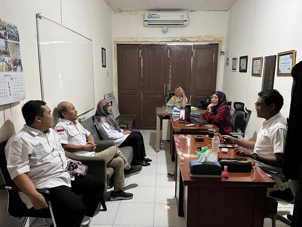 PLENO MINGGUAN BAWASLU SIDOARJO: TINDAKLANJUTI SE BAWASLU RI TENTANG PEDOMAN PENGAWASAN PEMUTAKHIRAN DATA PARTAI POLITIK