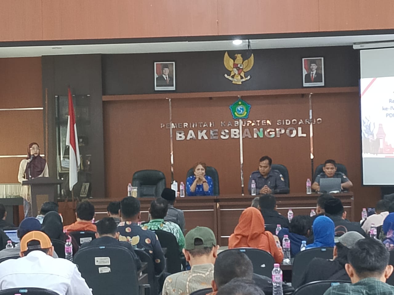 JADI TUAN RUMAH RAPAT KONSOLIDASI DATA REKAPITULASI PDPB, BAWASLU SIDOARJO HARAPKAN PENGAWASAN PDPB KE DEPAN SEMAKIN OPTIMAL