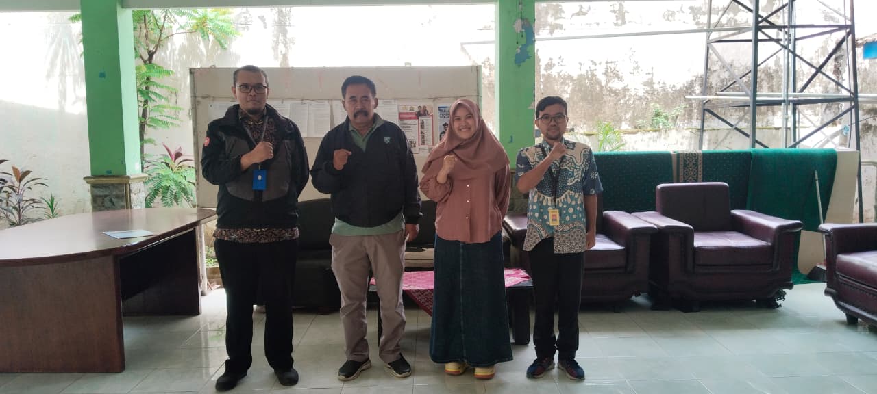 SASAR DATA PEMILIH DI KECAMATAN SIDOARJO, BAWASLU SIDOARJO LAKUKAN PENGAWASAN PDPB DI KELURAHAN MAGERSARI