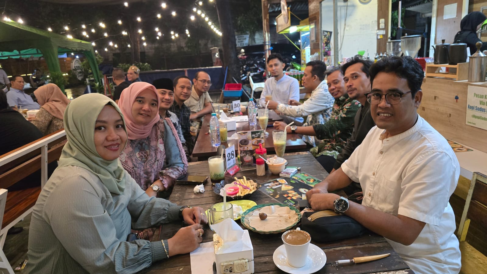 BAWASLU SIDOARJO PERKUAT KOMITMEN DEMOKRASI LEWAT KONSOLIDASI BERSAMA PENYELENGGARA PEMILU