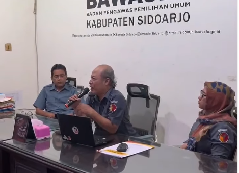 FOKUS, SEGMENTASI TERBARU BAWASLU SIDOARJO UNTUK PERKUAT KOMPETENSI TEKNIS LINTAS DIVISI