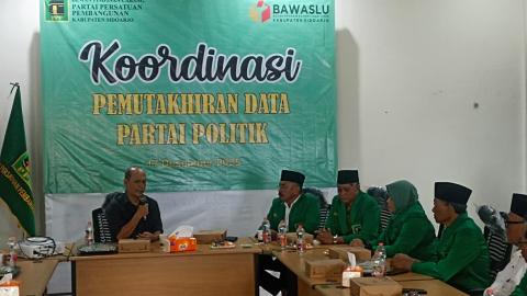 PERKUAT KOORDINASI PEMUTAKHIRAN DATA PARPOL, BAWASLU SIDOARJO LAKUKAN KUNJUNGAN KERJA KE PPP DAN PKS