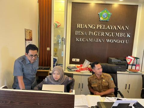 BAWASLU SIDOARJO LAKSANAKAN UJI PETIK PENGAWASAN PDPB DI DESA PAGERNGUMBUK KECAMATAN WONOAYU