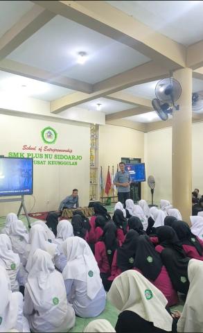 BAWASLU SIDOARJO UJI PETIK PEMILIH PEMULA DI SMK PLUS NU SIDOARJO
