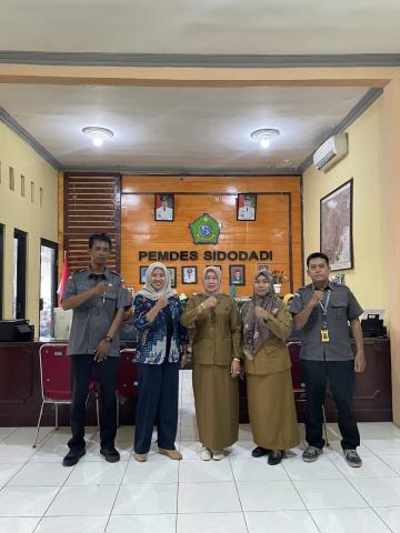 LAKUKAN PENGAWASAN PDPB, BAWASLU SIDOARJO UJI PETIK DATA PEMILIH DI DESA SIDODADI, KECAMATAN TAMAN
