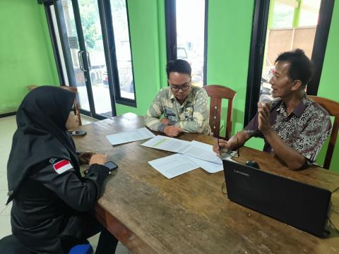AWASI PEMUTAKHIRAN DATA PEMILIH DI KECAMATAN PRAMBON, BAWASLU SIDOARJO UJI PETIK PDPB DI DESA KEDUNGWONOKERTO