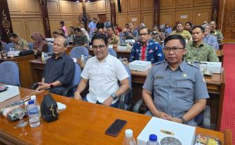 BAWASLU SIDOARJO HADIRI UNDANGAN RAPAT PARIPURNA DPRD KABUPATEN SIDOARJO