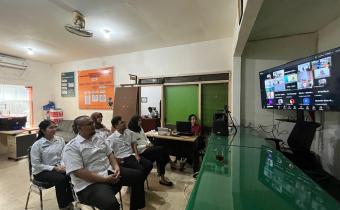 PERKUAT PERSIAPAN PEMUTAKHIRAN DAFTAR PEMILIH, BAWASLU SIDOARJO HADIRI UNDANGAN RAKOR PENGGUNAAN RUMAH DATA SECARA DARING