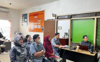 BAWASLU SIDOARJO HADIRI RAPAT EVALUASI PENGAWASAN PEMUTAKHIRAN DATA PEMILIH BERKELANJUTAN (PDPB) YANG DIGELAR BAWASLU JAWA TIMUR SECARA DARING