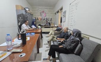 PLENO MINGGUAN BAWASLU SIDOARJO: MATANGKAN LANGKAH PENGAWASAN PDPB DI LOKASI KHUSUS