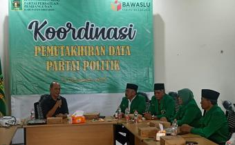 PERKUAT KOORDINASI PEMUTAKHIRAN DATA PARPOL, BAWASLU SIDOARJO LAKUKAN KUNJUNGAN KERJA KE PPP DAN PKS