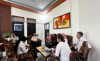 KAWAL HAK PILIH WARGA BINAAN, BAWASLU SIDOARJO KUNJUNGI LAPAS KELAS I PORONG