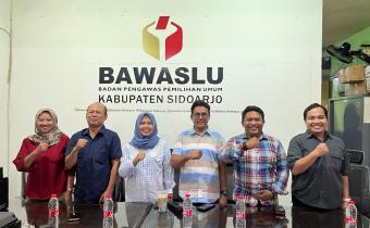 BAWASLU SIDOARJO TERIMA SUPERVISI DAN MONITORING DARI BAWASLU JATIM