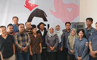 BAWASLU SIDOARJO INTENSIFKAN PENGAWASAN DATA PARTAI POLITIK DENGAN MENYAMBANGI PARTAI SOLIDARITAS INDONESIA (PSI)