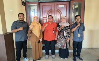 LANJUTKAN PENGAWASAN PDPB, BAWASLU SIDOARJO KUNJUNGI DESA SEMAMPIR KECAMATAN SEDATI 