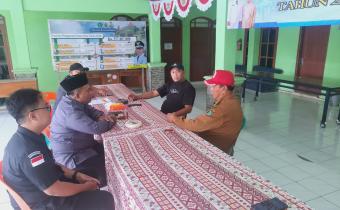 SASAR DATA PEMILIH DI KECAMATAN TAMAN, BAWASLU SIDOARJO UJI PETIK PENGAWASAN PDPB DI DESA KREMBANGAN