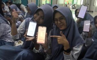 BAWASLU SIDOARJO UJI PETIK PEMILIH PEMULA DI MA DARUL ULUM WARU