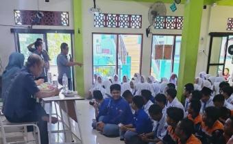BAWASLU SIDOARJO UJI PETIK PEMILIH PEMULA DI SMK ITABA SIDOARJO