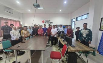 FATHUR ROHMAN AJAK MAHASISWA INFORMATIKA UNUSIDA JADI AGEN PERUBAHAN DAN KONTROL SOSIAL MELALUI BAWASLU MENGAJAR GOES TO CAMPUS