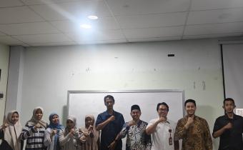 LEBIH DEKAT DENGAN BAWASLU, AFIF AHYA MUTTAQIN KENALKAN PENGAWASAN PEMILU KEPADA MAHASISWA TEKNIK KIMIA UNUSIDA